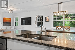 4382 GORDON Drive - Photo 15