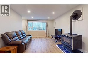 5749 MacKenzie Road - Photo 27