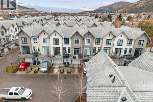 170 Celano Crescent Unit# 22 - Photo 33