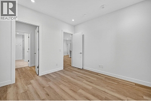 3340 Lakeshore Road Unit# 612 - Photo 18