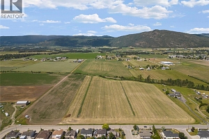 2049 Okanagan Street - Photo 2