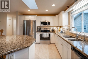 426 4th Street - Photo 12