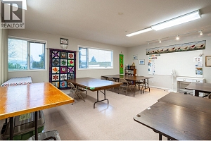 426 4th Street - Photo 45