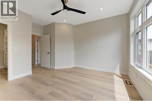 839 Lawson Avenue Unit# 4 - Photo 25