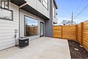 783 Burne Avenue Unit# 1 - Photo 43