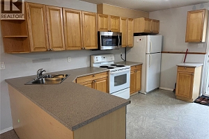 1025 Laurier Avenue - Photo 7