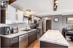 3381 Village Green Way Unit# 70 - Photo 3