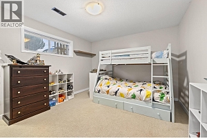 2797 Catherine Crescent - Photo 19