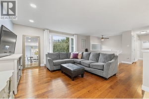 2797 Catherine Crescent - Photo 2