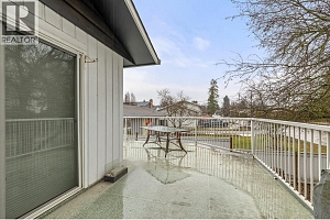 2797 Catherine Crescent - Photo 29