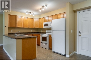 135 Ziprick Road Unit# 306 - Photo 4