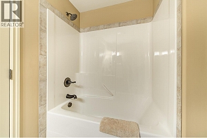 2760 Auburn Road Unit# 101 - Photo 37