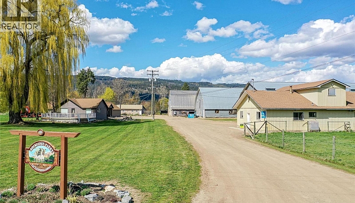 118 Enderby-Grindrod Road - Photo 1