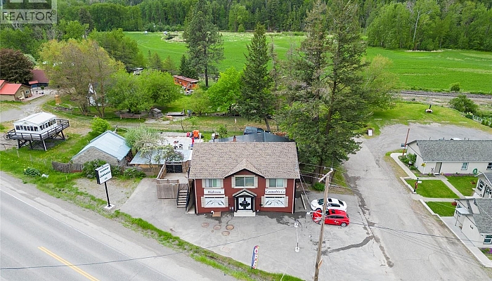 5661 97 Highway - Photo 1