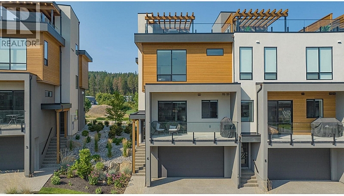 105 Predator Ridge Drive Unit# 4 - Photo 1