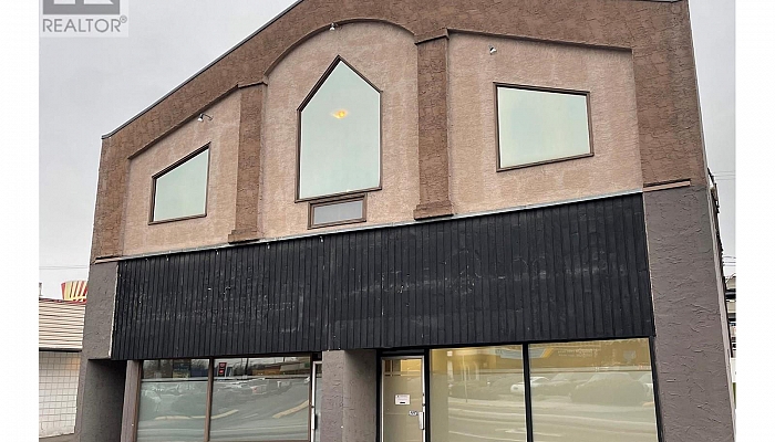 3202 32 Avenue - Photo 1