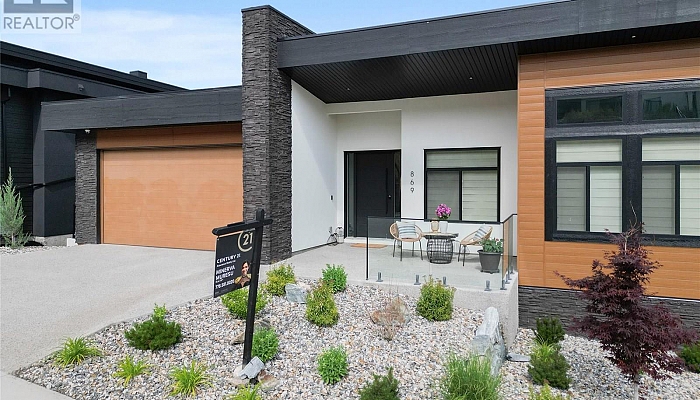 869 Carnoustie Drive - Photo 1