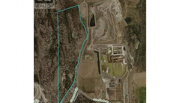 2040 Glenmore Road N - Photo 1