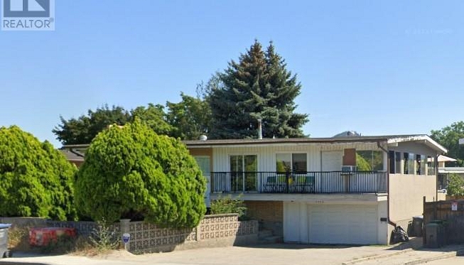 1375 Gordon Drive - Photo 1