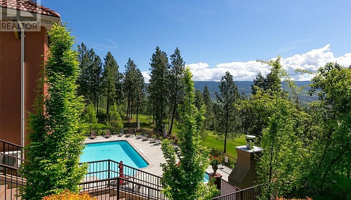 1795 Country Club Drive Unit# 128 - Photo 1