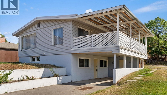 3701 36A Street - Photo 1
