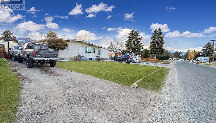 195-215 Davie Road S - Photo 1