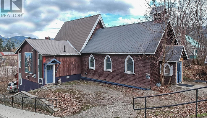 2193 Park Avenue - Photo 1