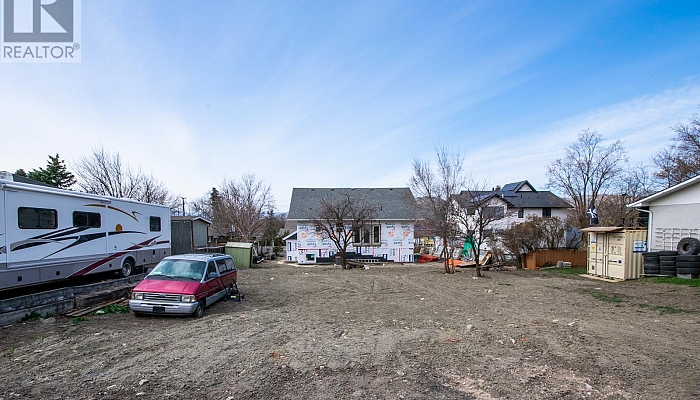 3600 18 Street - Photo 1