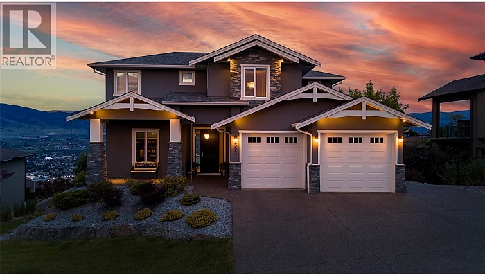 593 Harrogate Lane - Photo 1