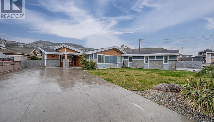 1362 Green Bay Road - Photo 1