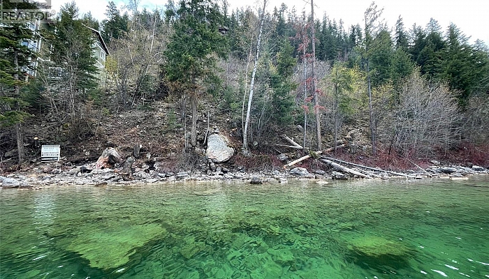 5649 Cosens Bay Road Unit# 8 - Photo 1