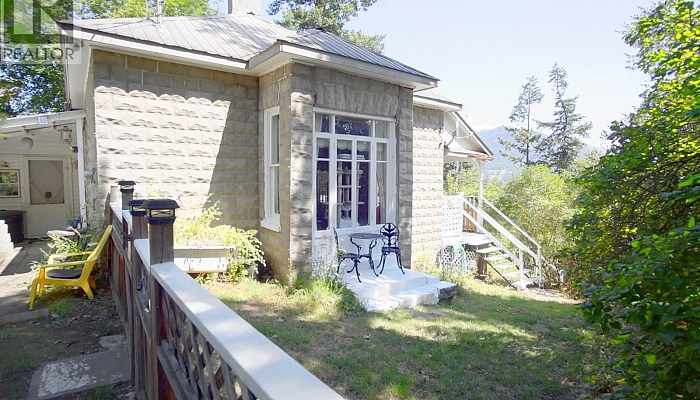 117 Cliffview Drive - Photo 1