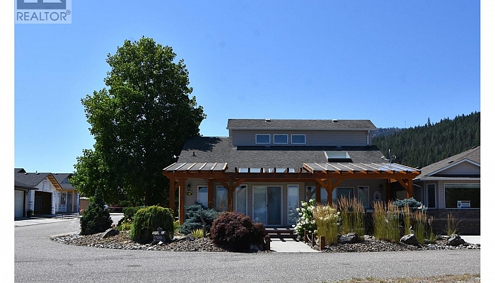 605 Elk Street - Photo 1