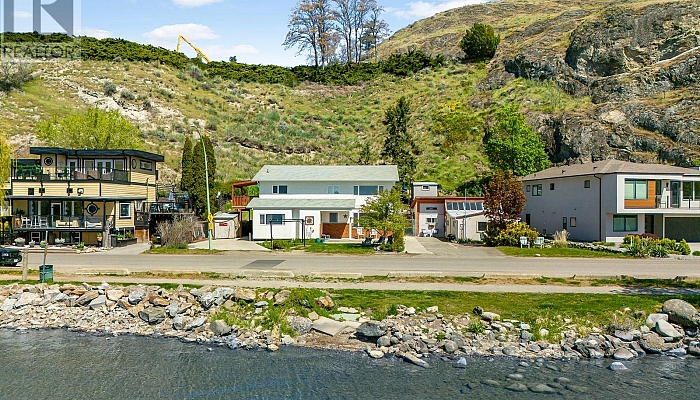 457 Poplar Point Drive - Photo 1