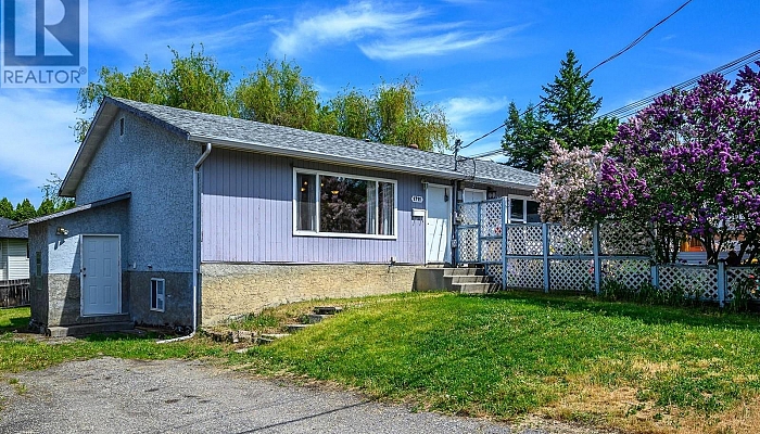 1711 41 Avenue - Photo 1
