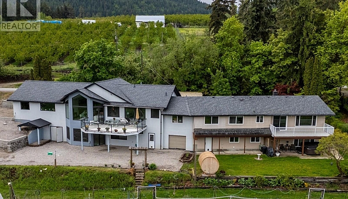 5585 Reid Road - Photo 1