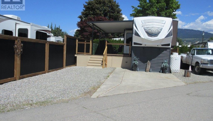 415 Commonwealth Road Unit# 570 - Photo 1