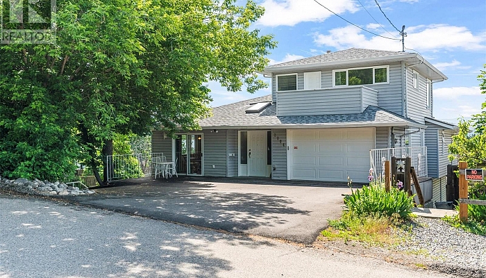 2804 25 Street - Photo 1