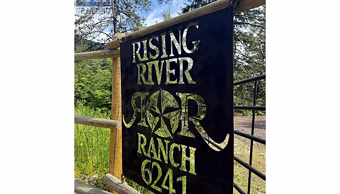 6241 33 Highway - Photo 1