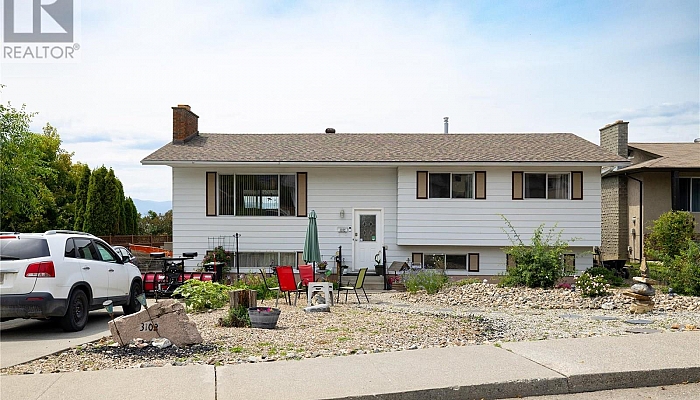 3102 13 Street - Photo 1