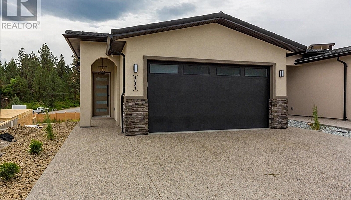 1681 Harbour View Crescent - Photo 1