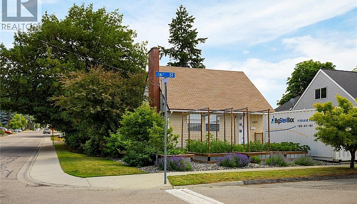 3405 16 Street - Photo 1