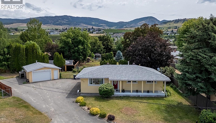 405 Macaden Court - Photo 1