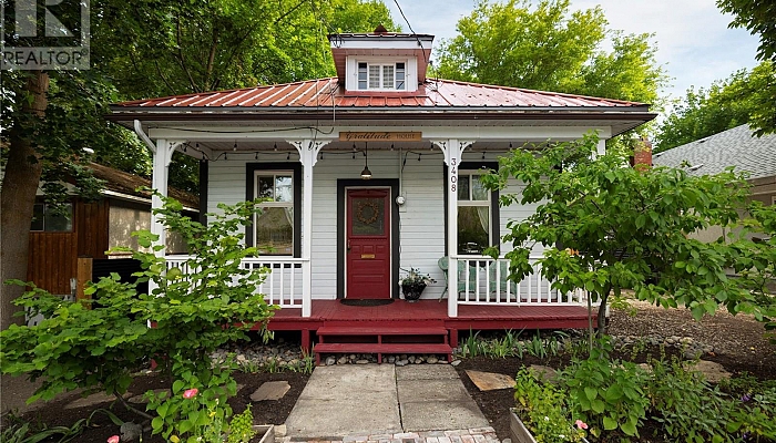 3408 34 Avenue - Photo 1