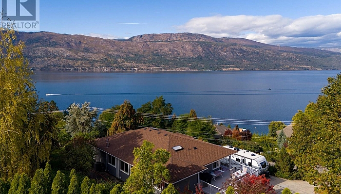 11935 Okanagan Centre Road W - Photo 1
