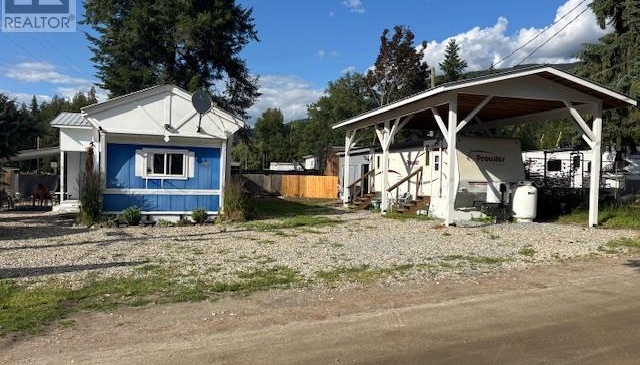 1 Robson Road - Photo 1