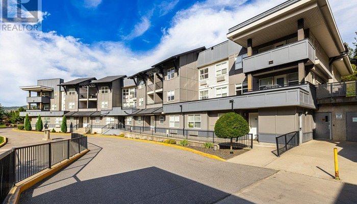1479 Glenmore Road N Unit# 211 - Photo 1