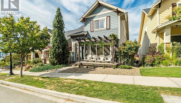 1174 Bergamot Avenue - Photo 1