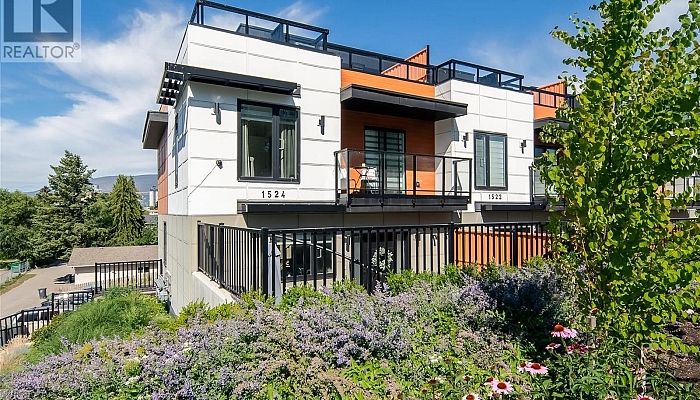 1524 Lakeview Street - Photo 1