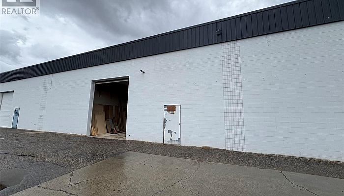 1935 11th Avenue Unit# 4-5 - Photo 1